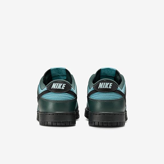NIKE DUNK LOW RETRO SE