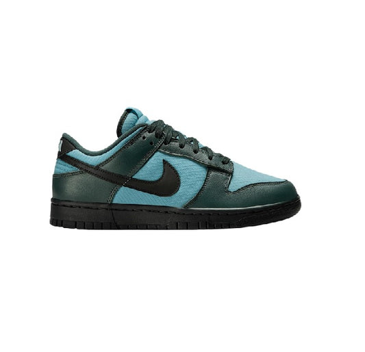 NIKE DUNK LOW RETRO SE