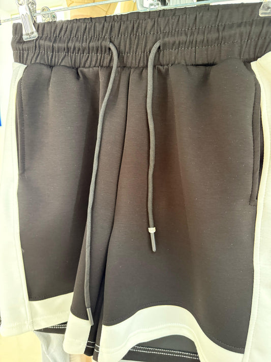 108890 SHORTS BLACK